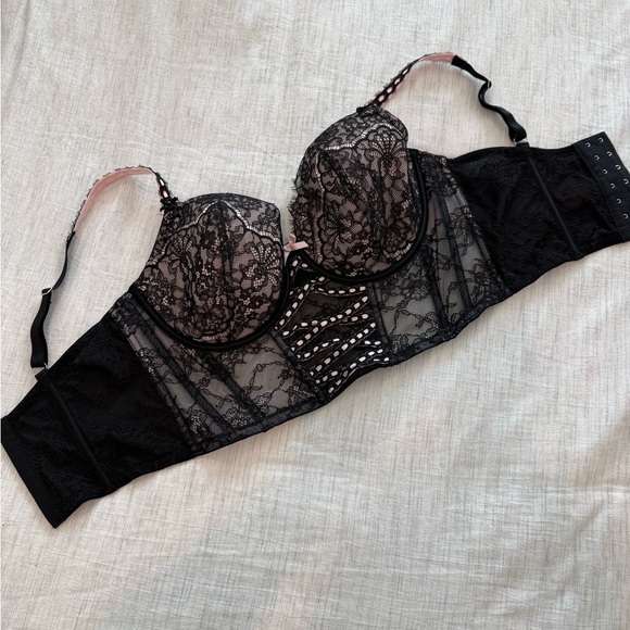 NWT Victoria's Secret Dream Angel Black Lace Corset Bra Top M-DD - Picture 2 of 7